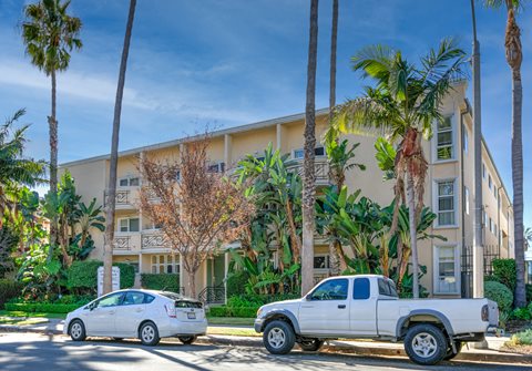 Apartment Building in Santa Monica