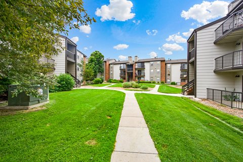 Greensview Apartments Community Buildings Exterior in Aurora, Colorado, CO