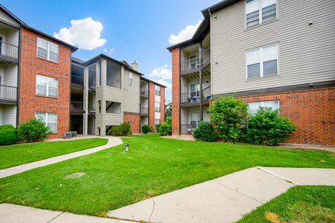 Greensview Apartments Community Buildings Exterior in Aurora, Colorado, CO