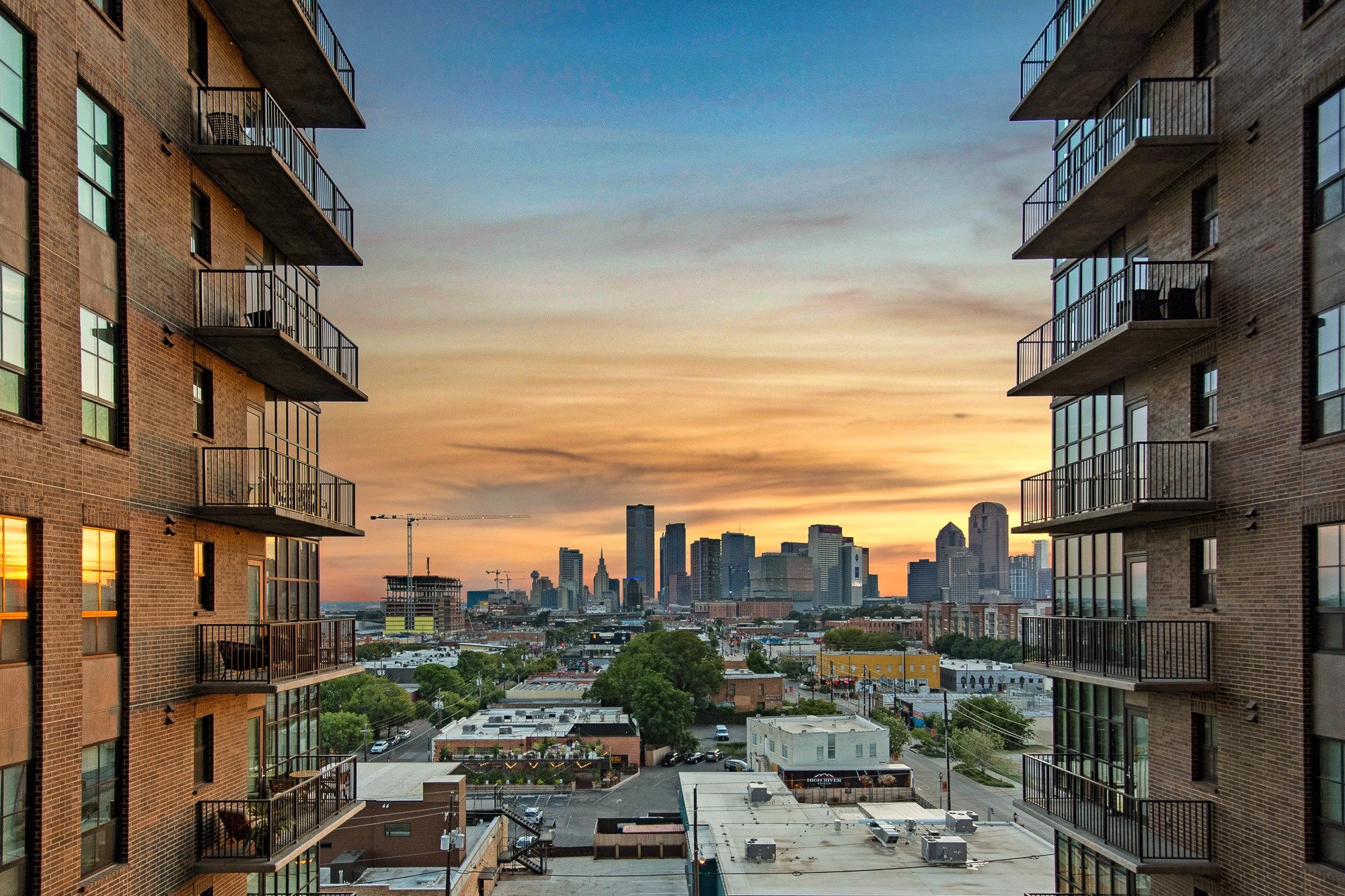 Luxury Apartment Rentals In Downtown Dallas The Case Building penthouse-living-penthouse-for-sale-penthouse-apartment-london-new