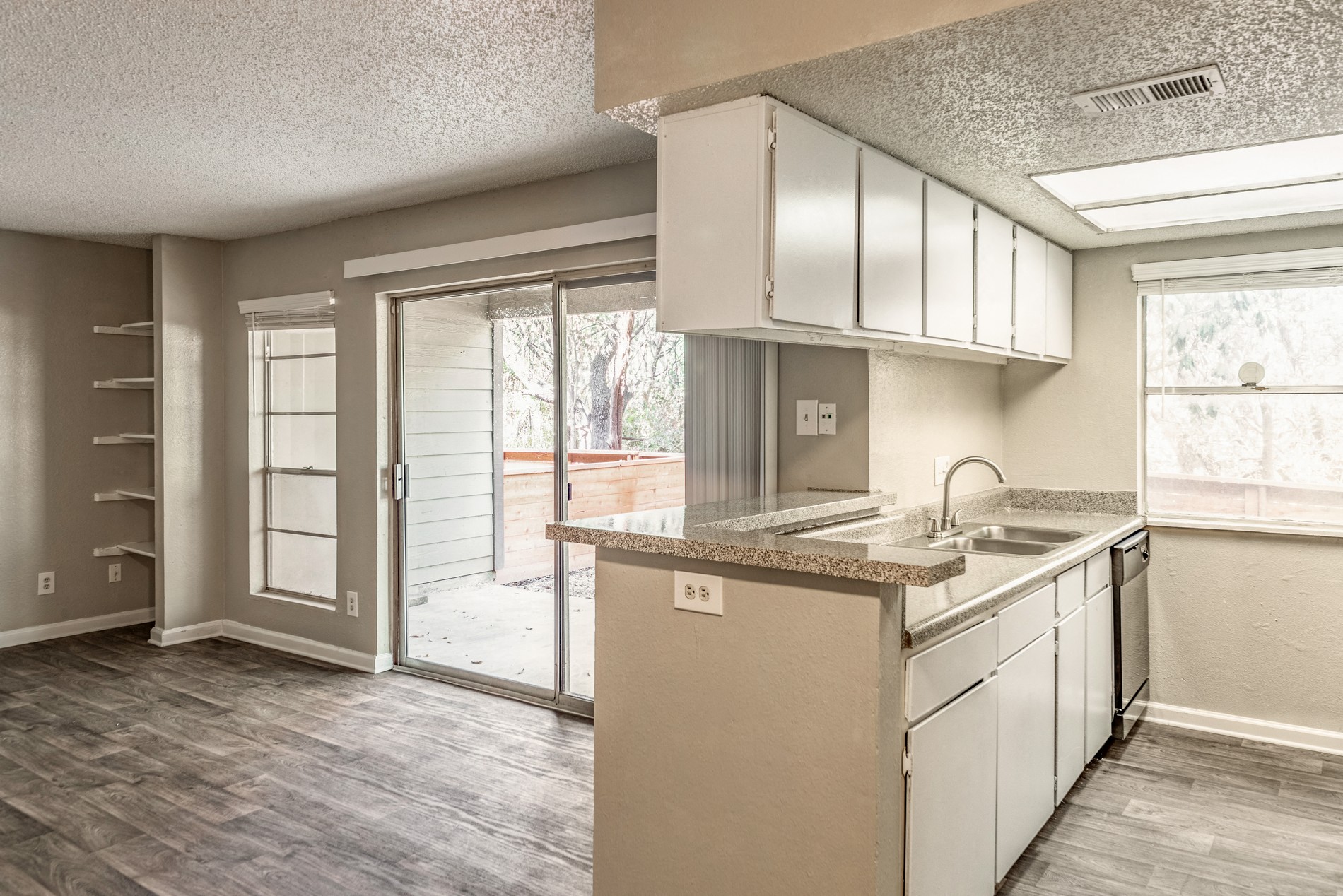 Westdale Creek Apartments In Austin