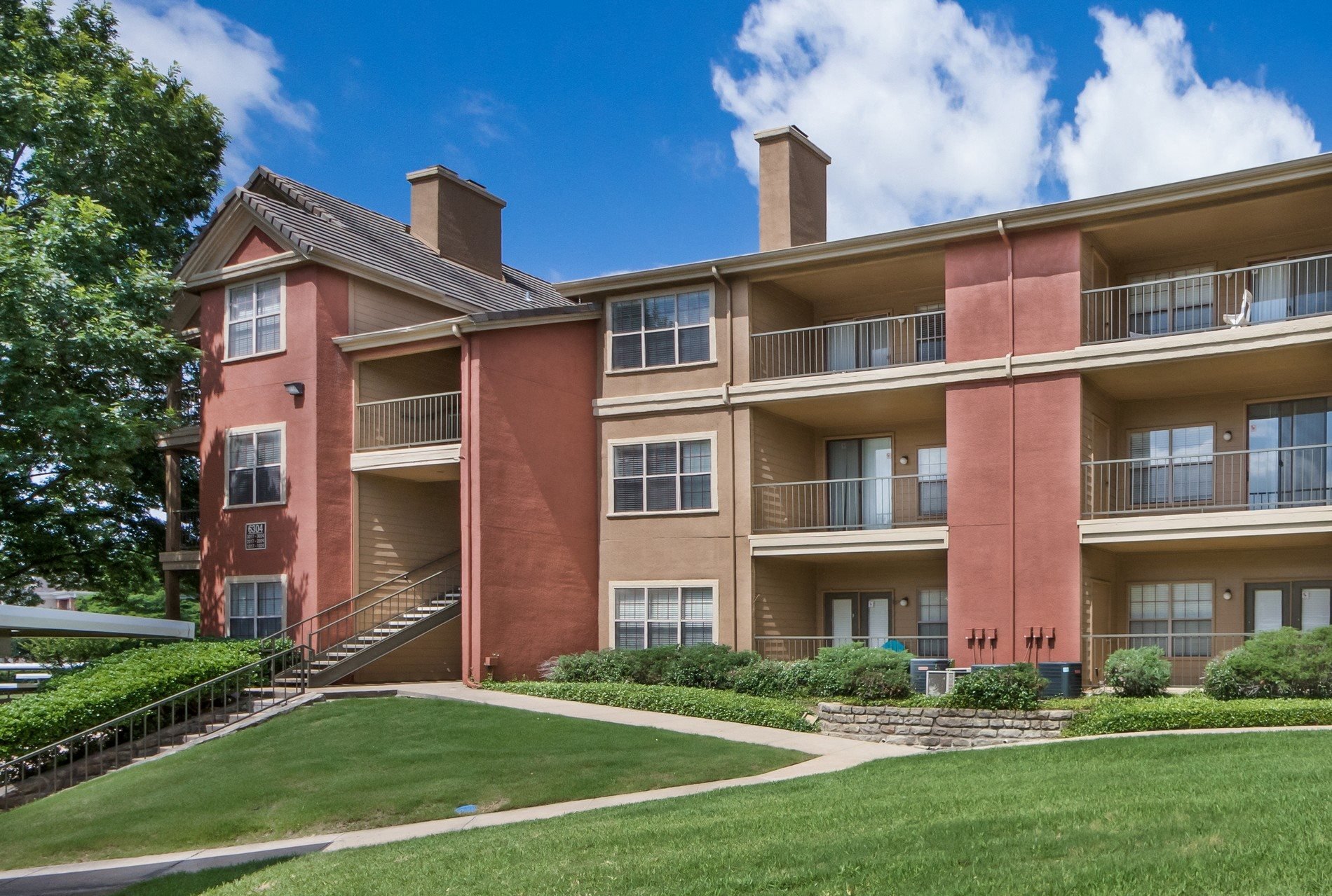 Jefferson Place Apartments In Irving