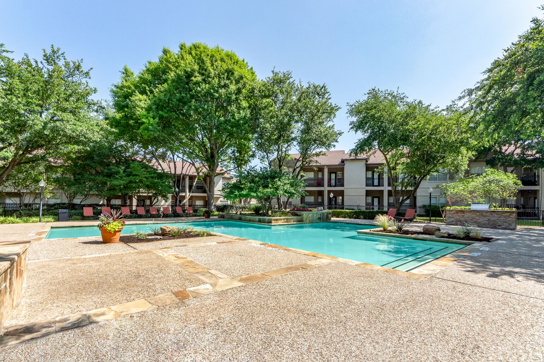 Sundeck at La Costa Apartments in Plano, Texas, TX