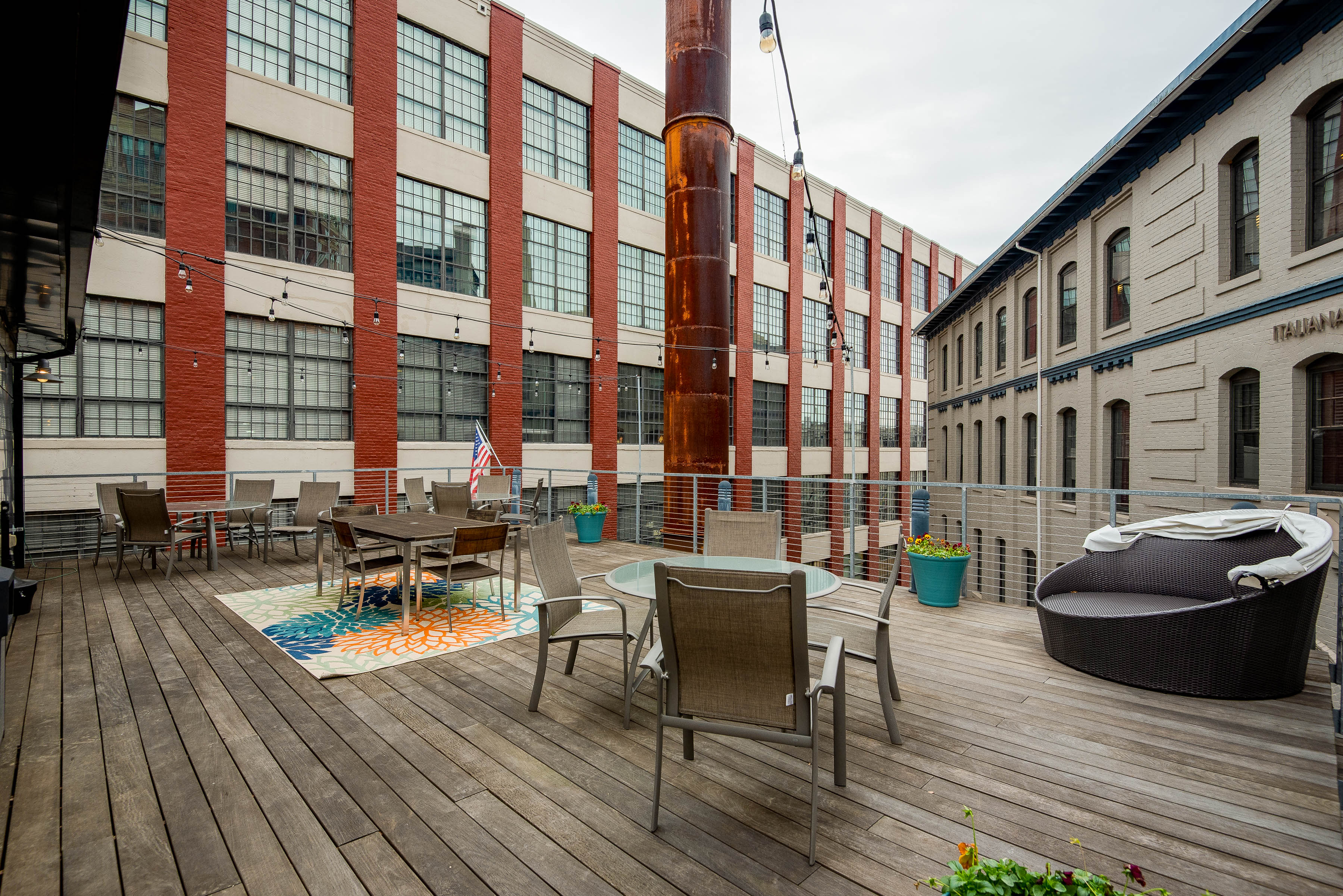 Community Sun Deck Amenity