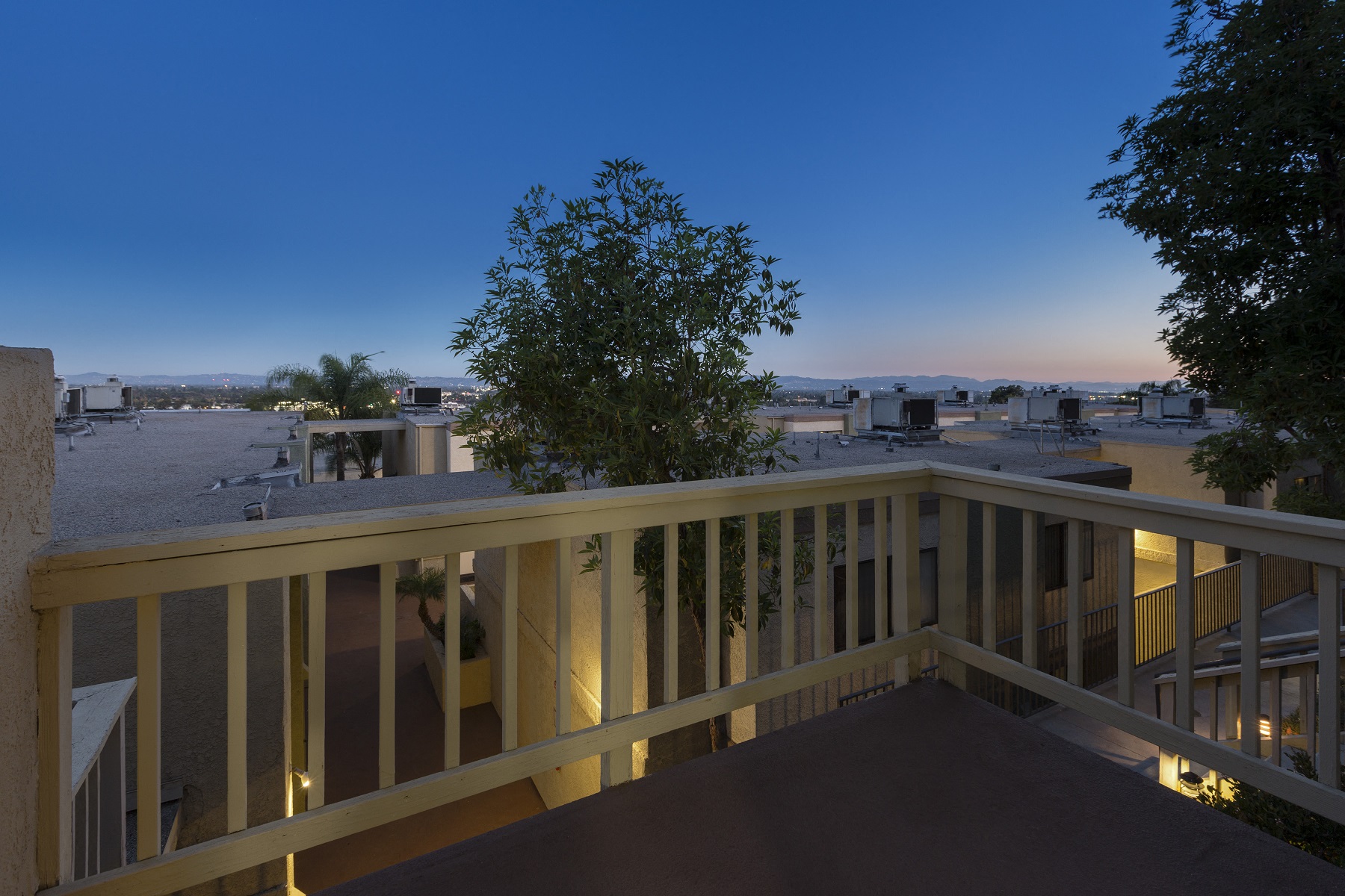 NMS-Granada-Hills-Apartments-10