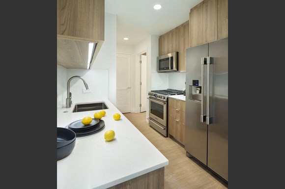 West-LA-apartments-NMS-Olive-Unit-5-Shared-Kitchen