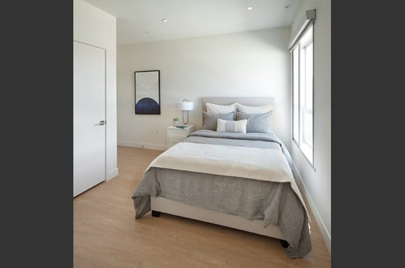 West-Los-Angeles-1759-Beloit-One-Bedroom-Suite