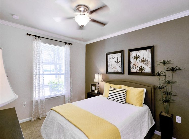 Bedroom ceiling fan in 1 and 2 bedroom apartments For Rent in North Dallas, TX. Now leasing at Montfort Place.