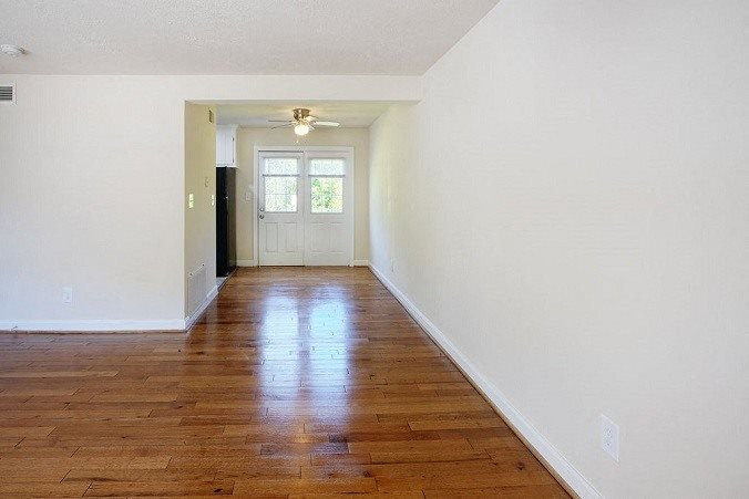 Gallery Photo 8