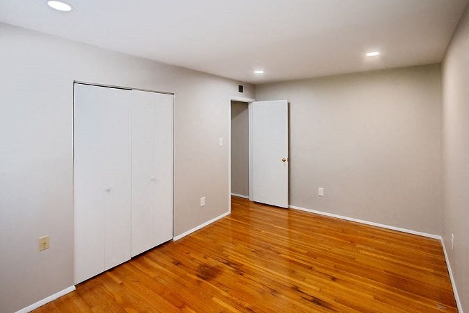Gallery Photo 12