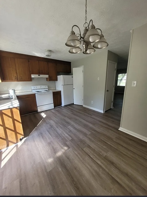 Gallery Photo 3