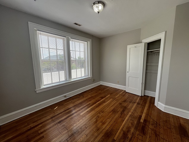 Gallery Photo 10