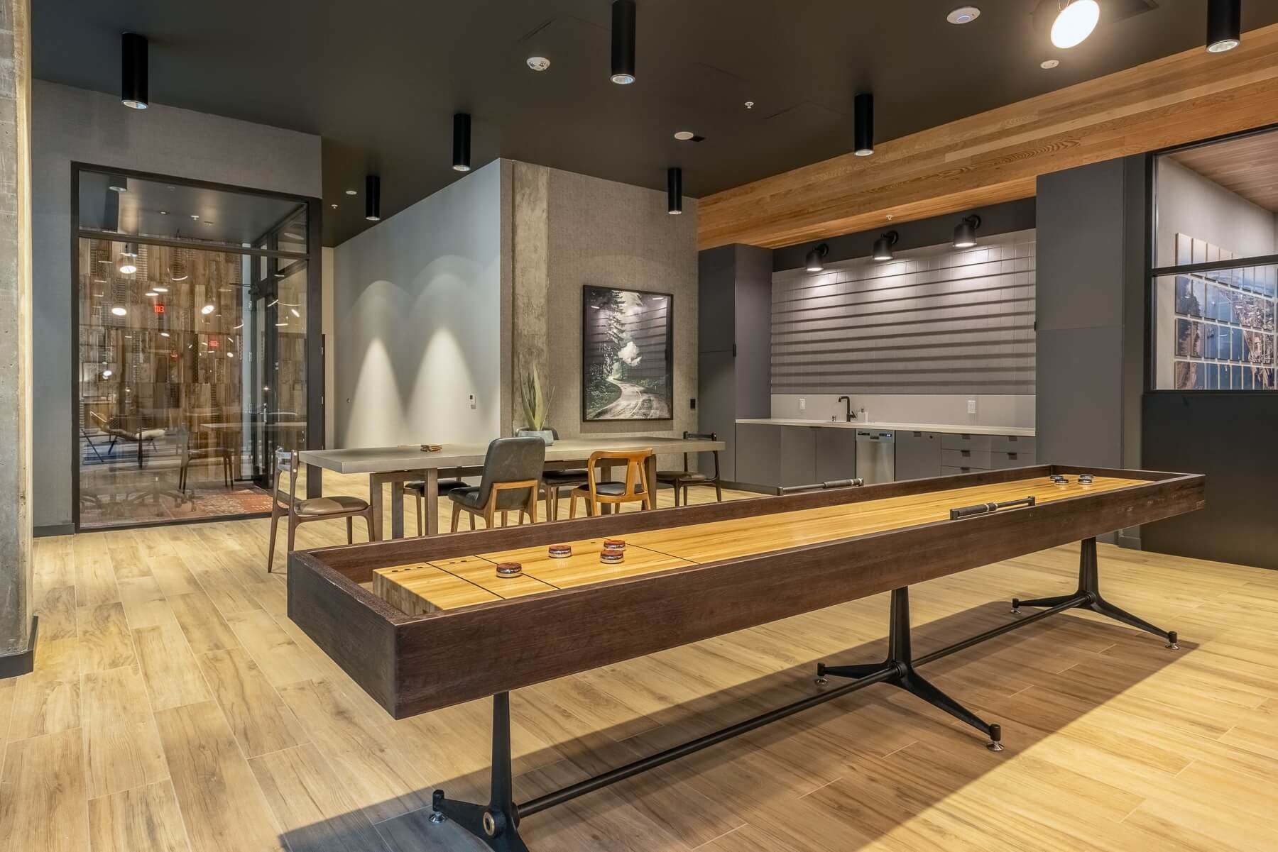 Resident Hub Lounge Shuffleboard - Coen & Columbia