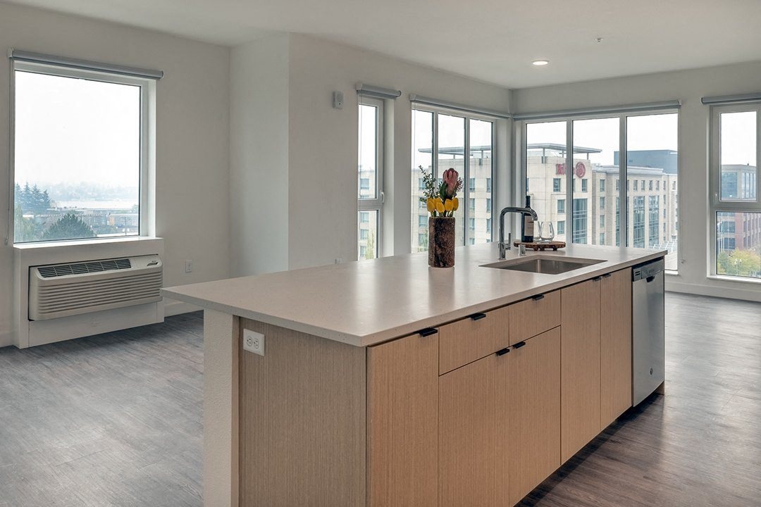 2 Bedroom Kitchen - Coen & Columbia