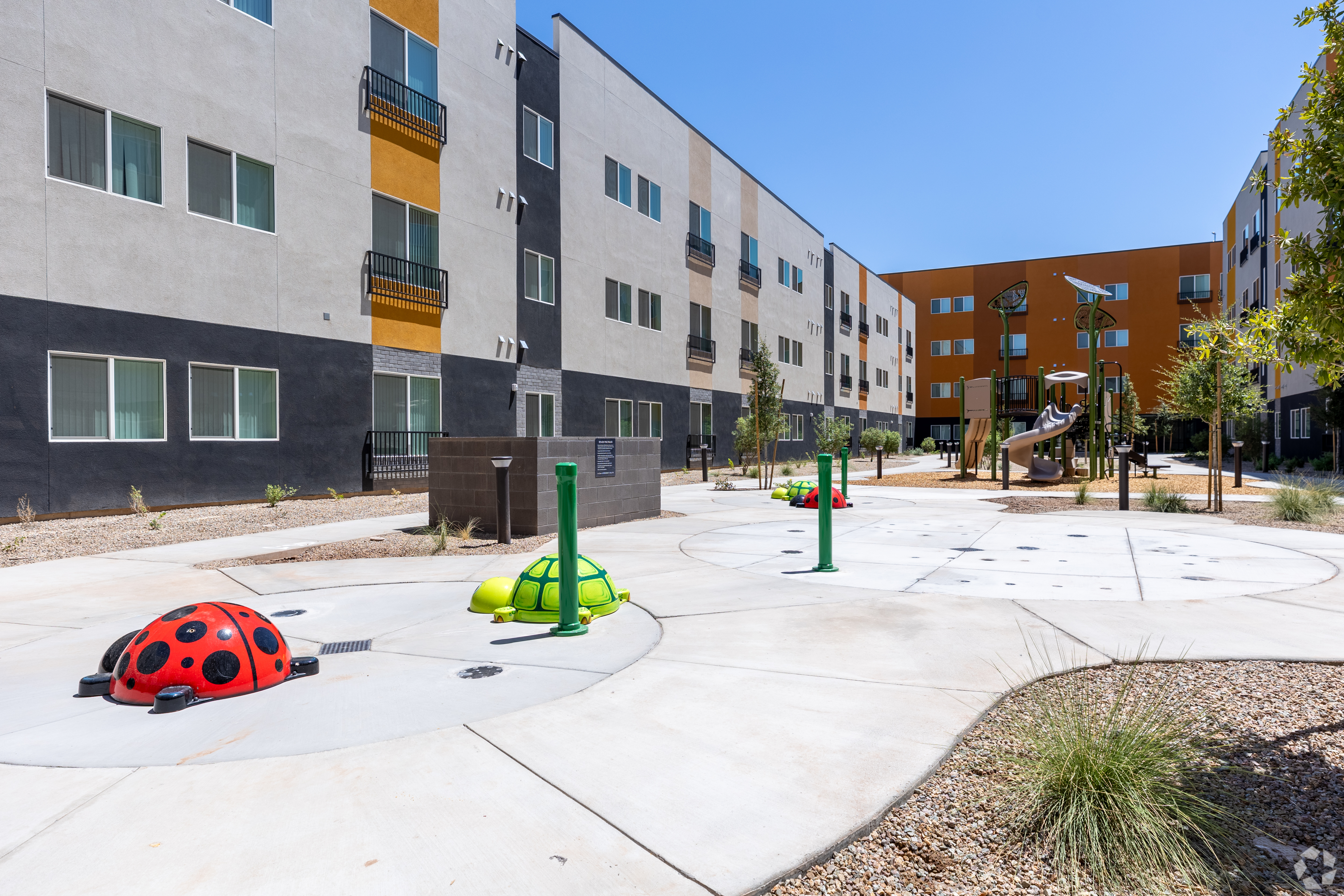 Splash pad at Ascent on Broadway.