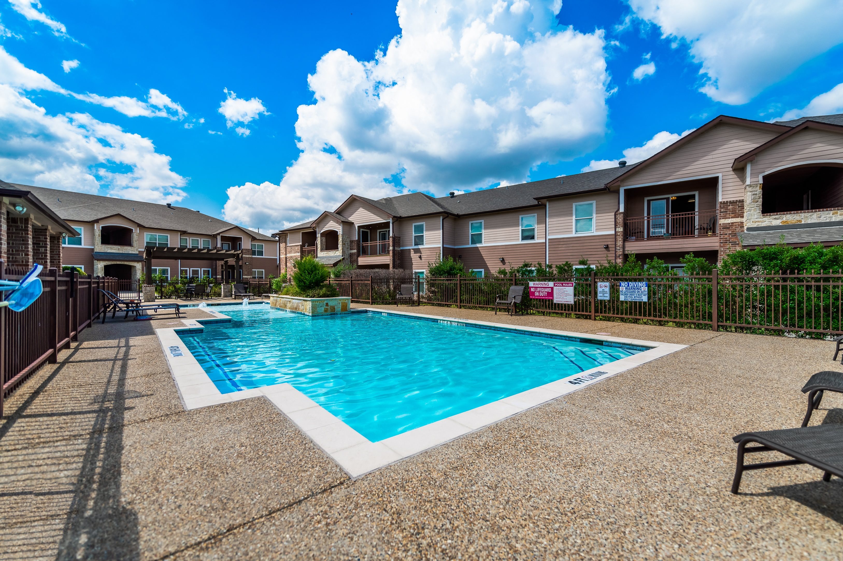 Photos and Video of Timber Creek Apartments in Sulphur Springs, TX