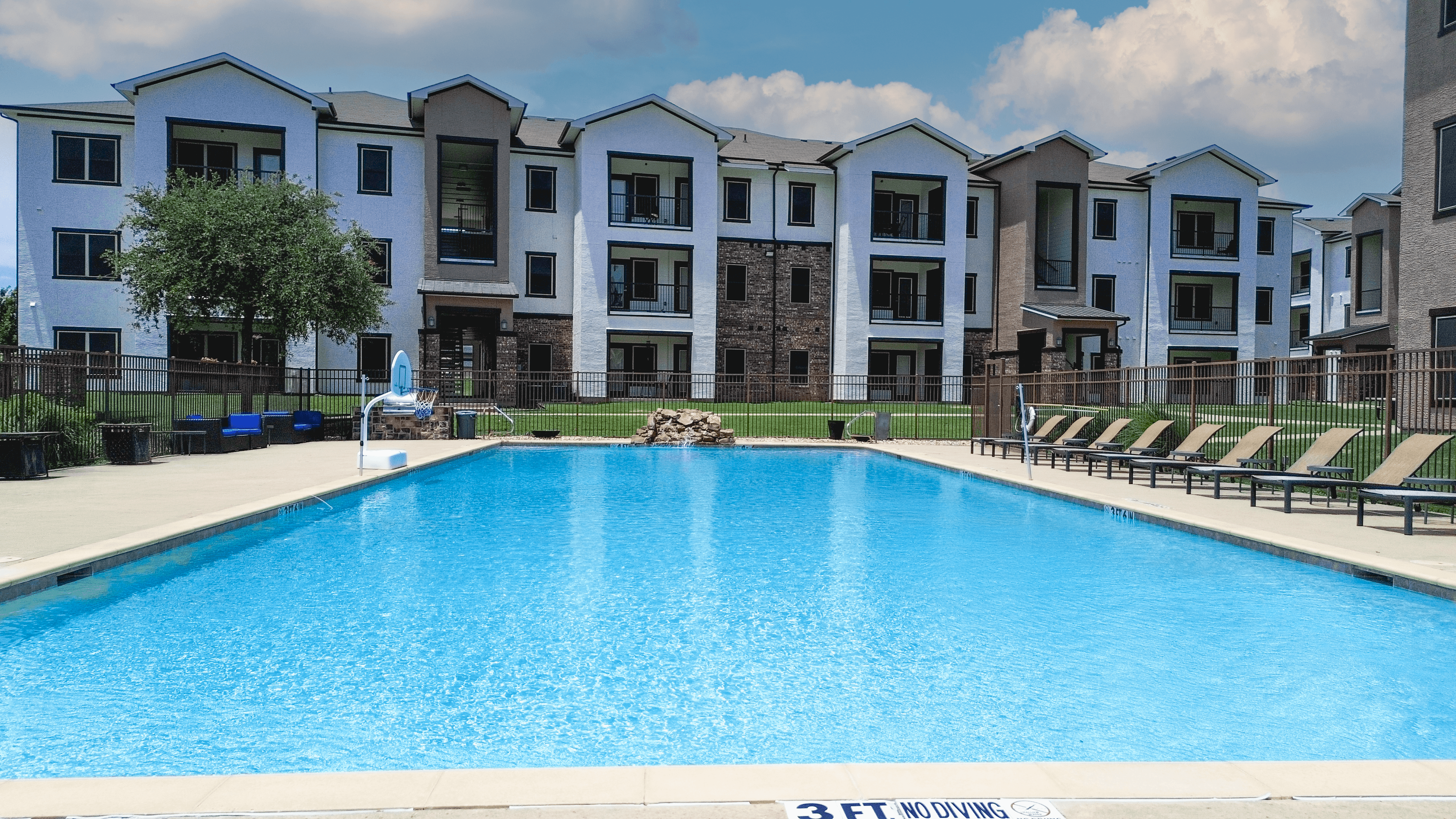 Creed Canyon Apartments community exterior Sherman TX