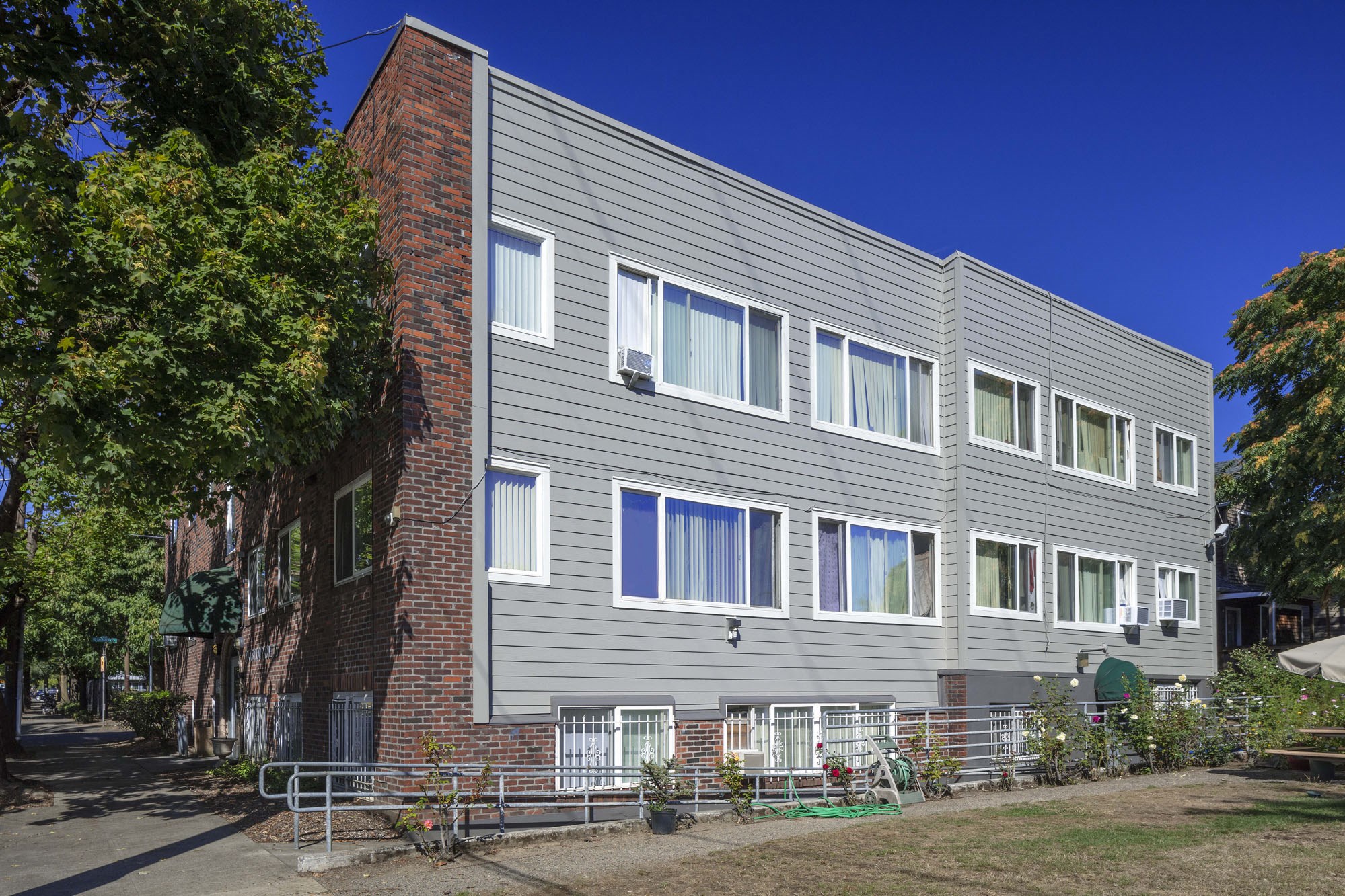 Barbara Maher Apartments In Portland Or