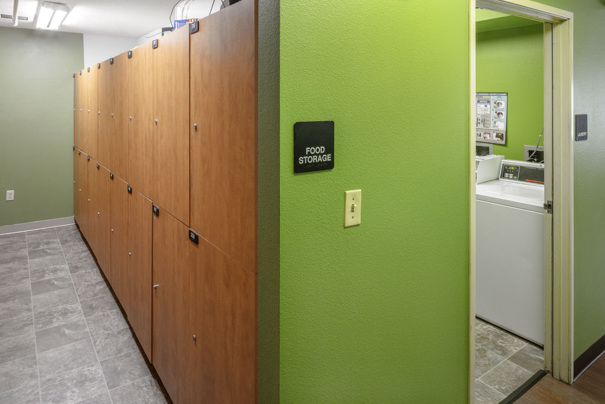 BarbaraMaher_Photo_FoodStorage