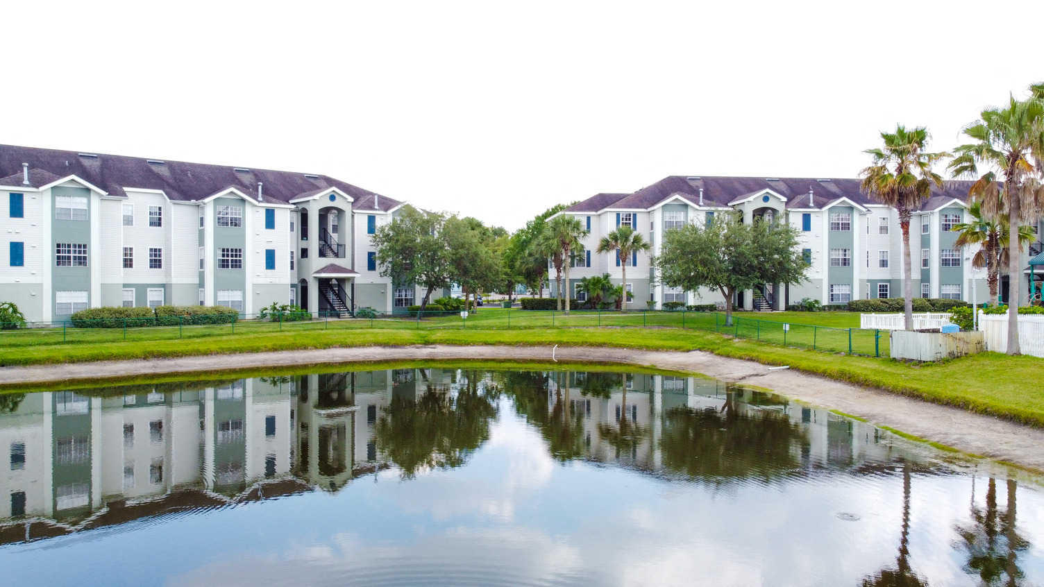 Photos and Video of Waterford Pointe Apartments in Orlando, FL