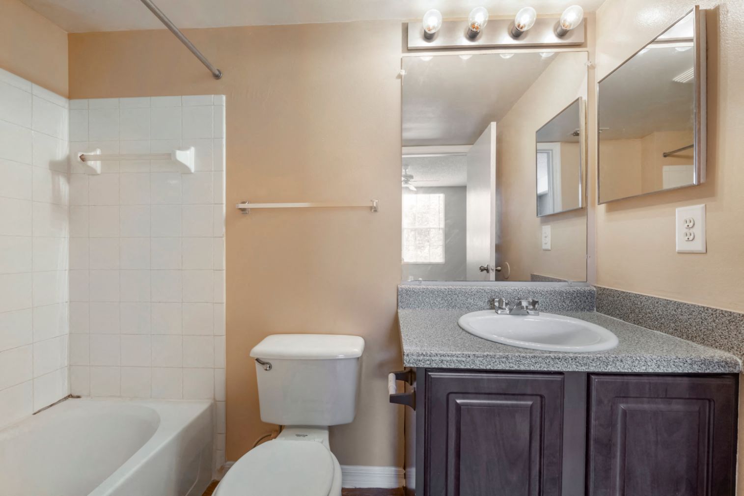 Courtney Manor Photos and Videos