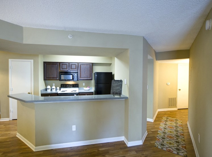 Fully Equipped Kitchen With Modern Appliances at Leigh Meadows Apartments, Jacksonville, FL