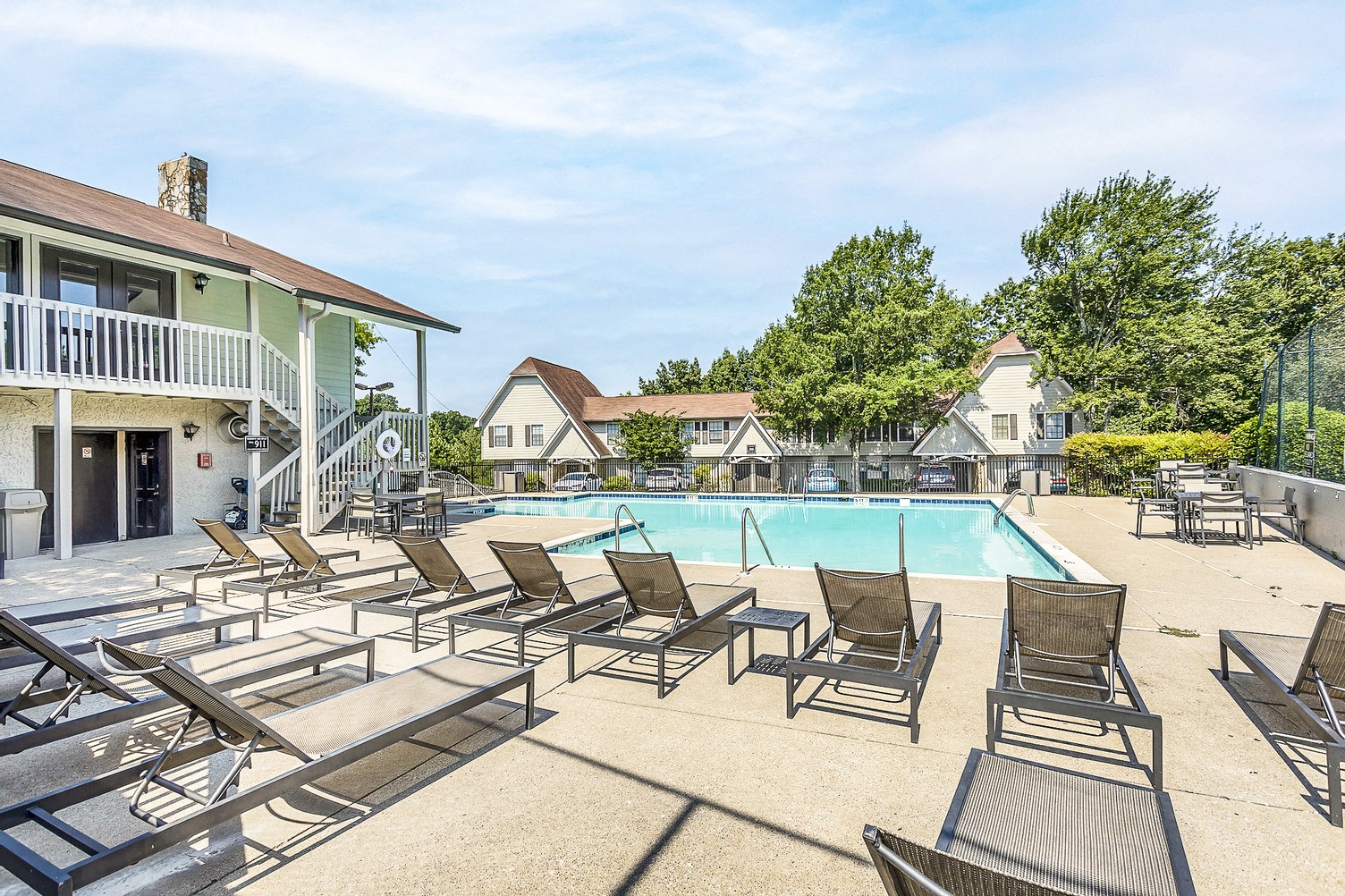 Photos and Video of Bellevue Heights Apartments in Nashville, TN