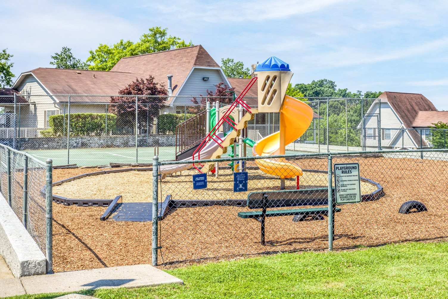 Photos and Video of Bellevue Heights Apartments in Nashville, TN