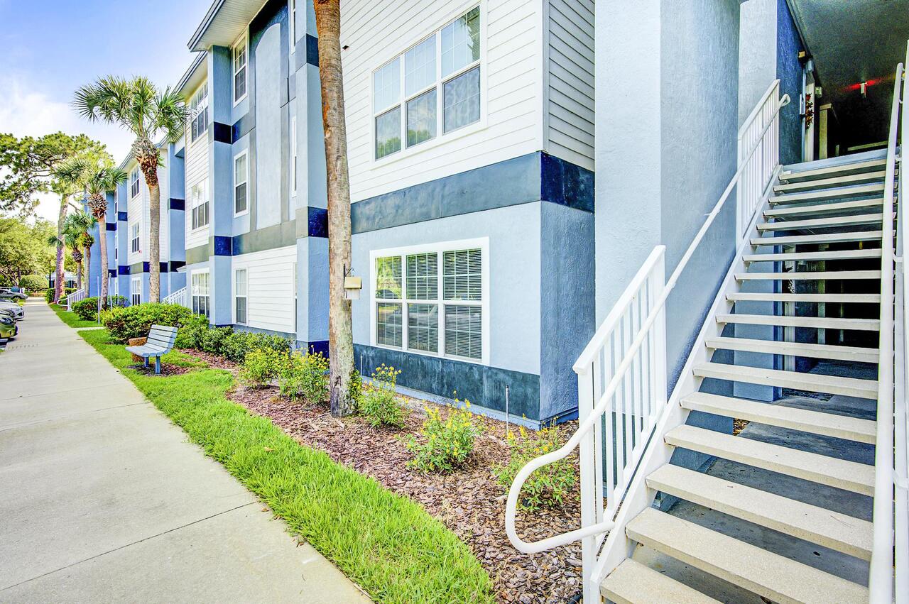 Photos and Video of Nantucket Bay Apartments in Temple Terrace, FL