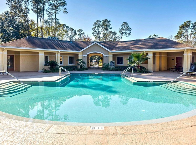 Swimming Pool And Relaxing Area at Holly Cove Apartments, Florida, 32073