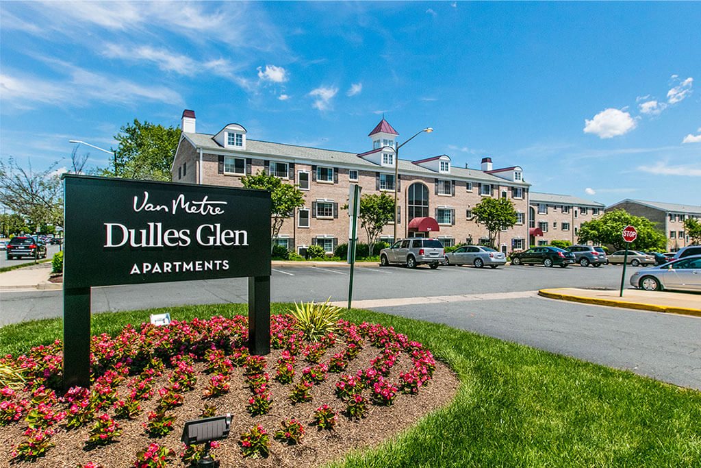 Apartments for Rent in Herndon, VA Dulles Glen
