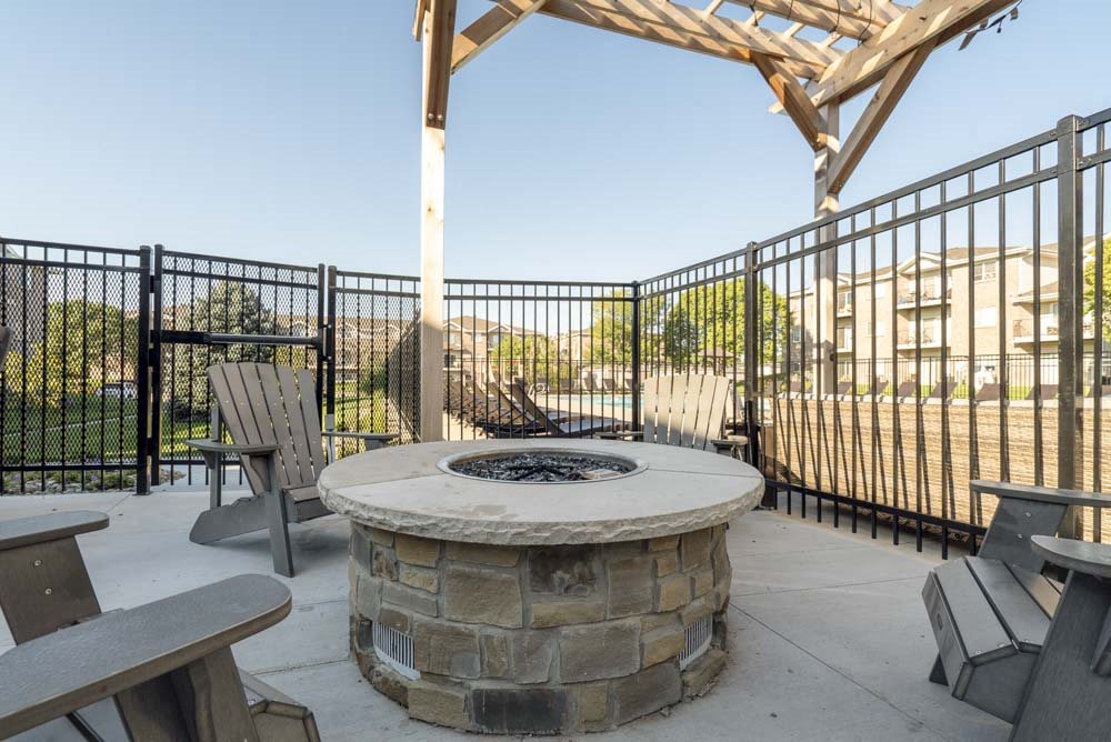 Outdoor fire pit at Highland View Apartments in north Lincoln NE 68521