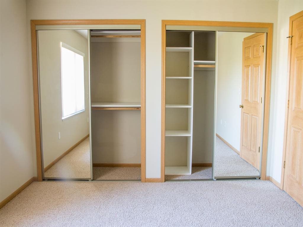 closet space at Southwind Villas in La Vista Nebraska
