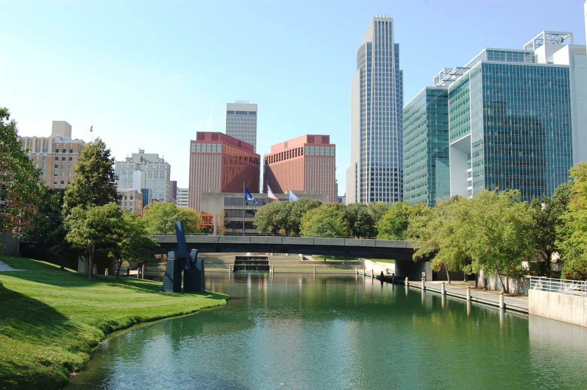 Omaha cityscape with the Missouri river running through it