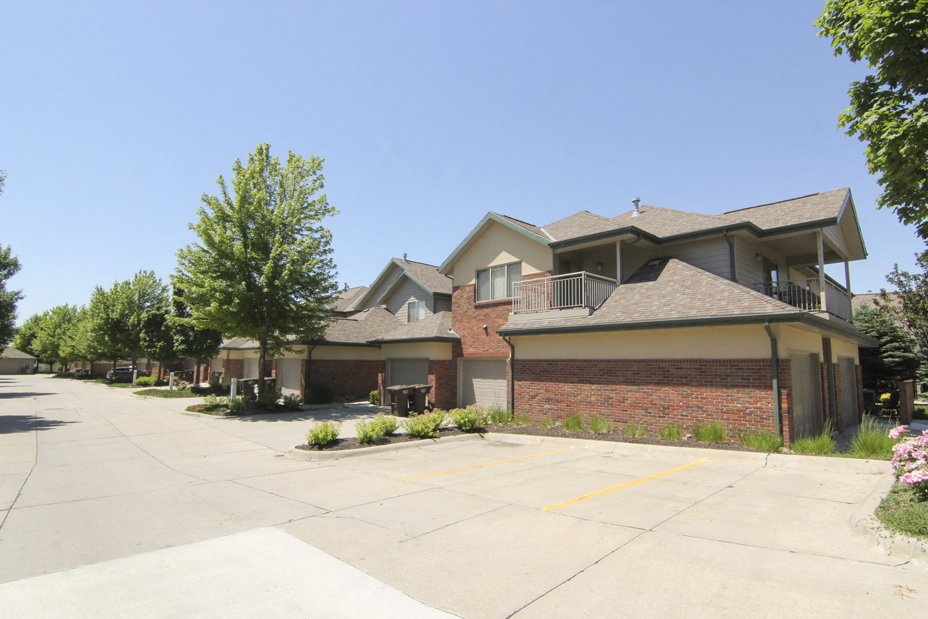 Photos and Video of Southwind Villas in La Vista, NE