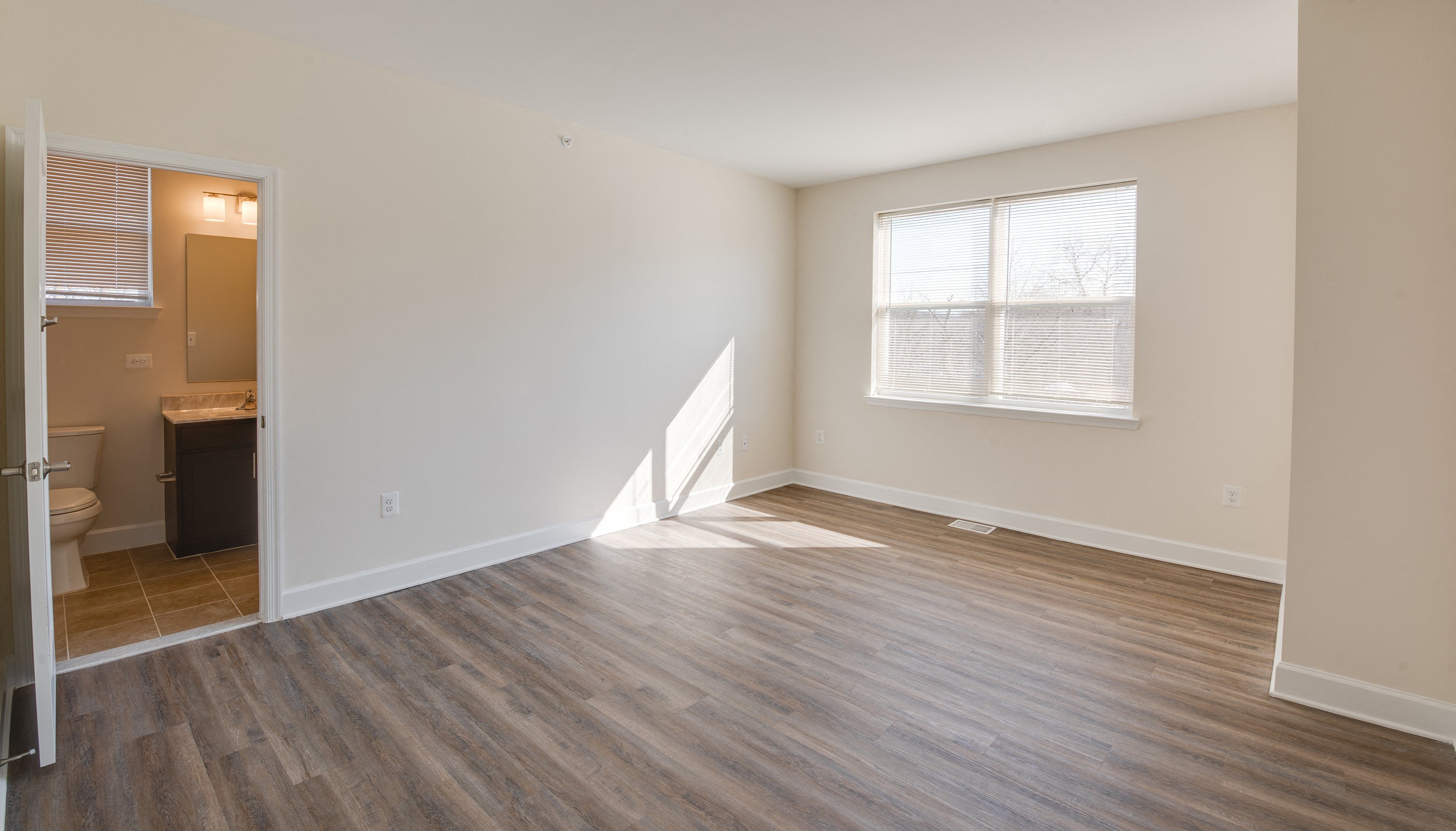 Photos and Video of RiverWatch II Apartments in Elkridge, MD
