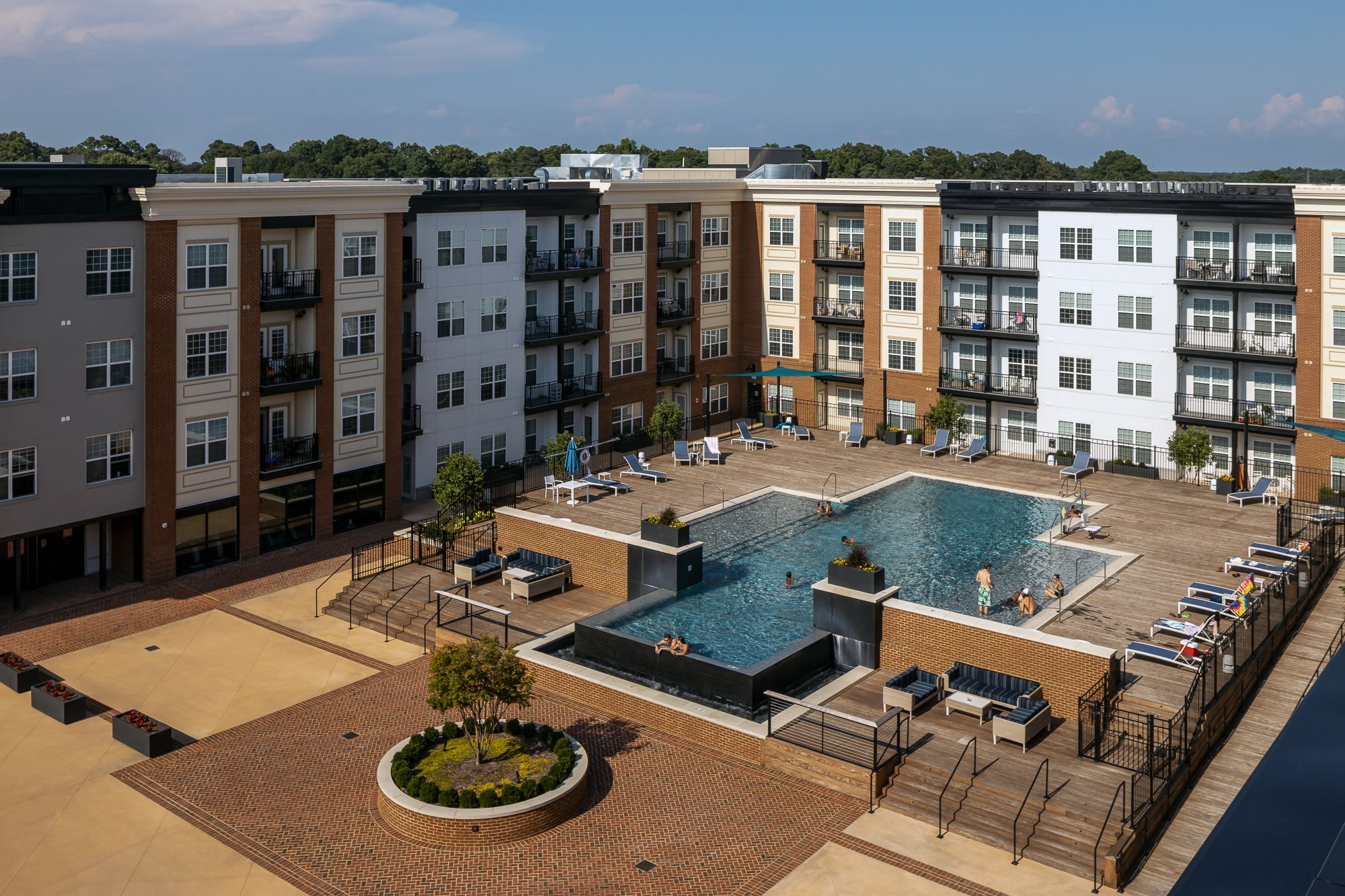 Photos and Video of Jordans Branch Apartments in Richmond, VA