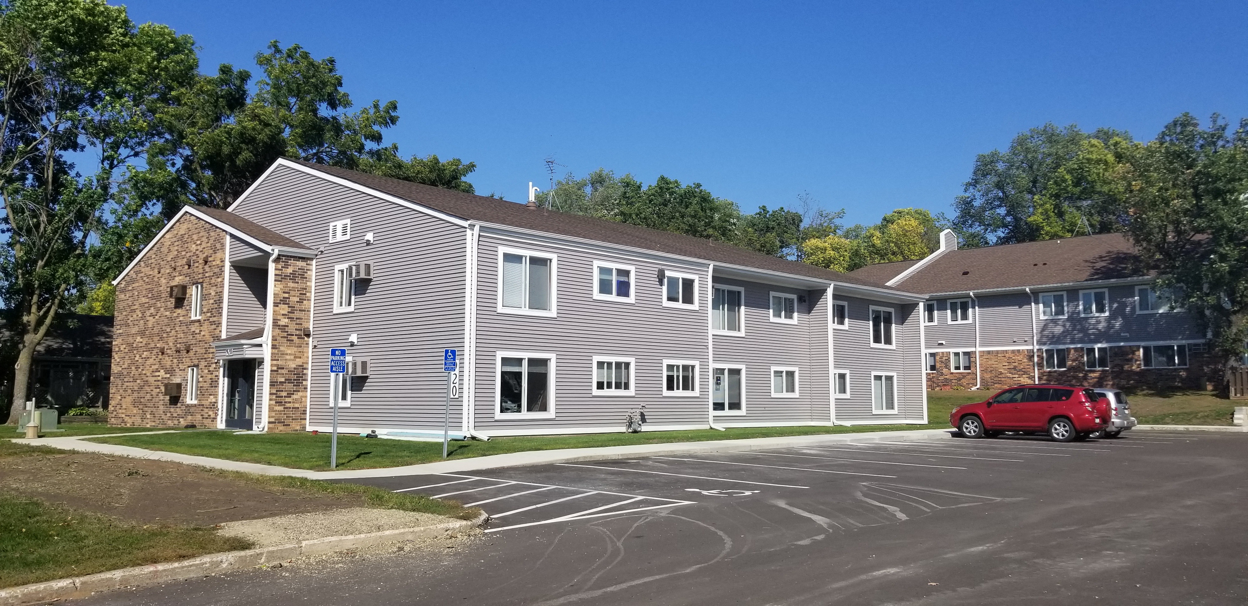 Floor Plans of Riverwood Apartments in Cannon Falls, MN