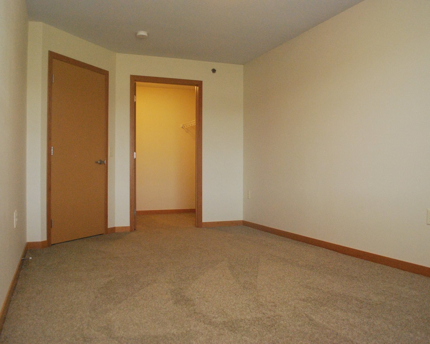 Photos and Video of Sibley Park Apartments in Mankato, MN