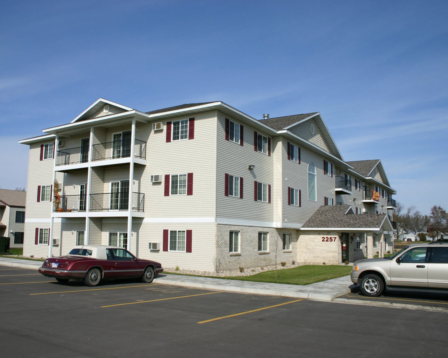 Floor Plans of Okabena Estates in Worthington, MN