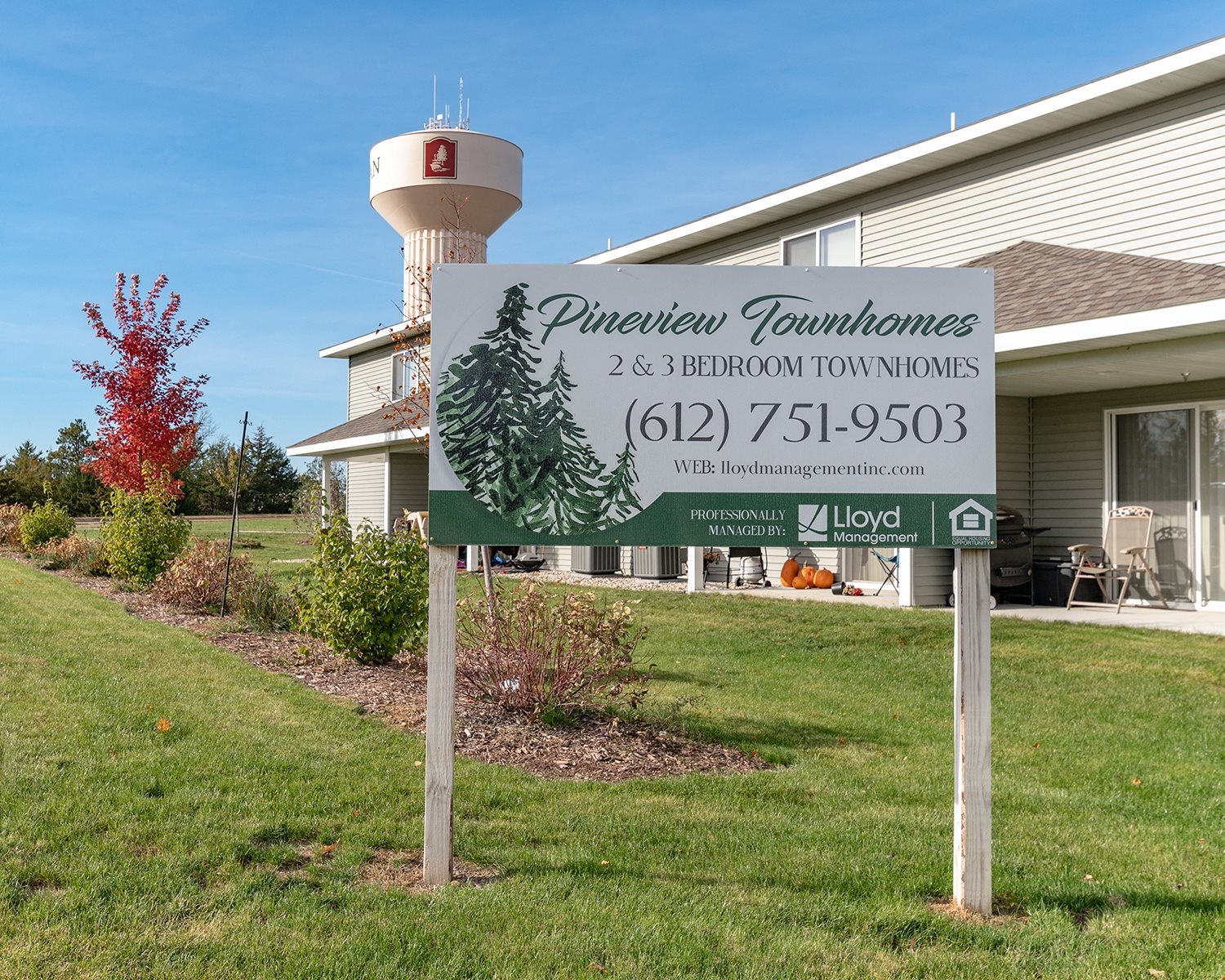 Photos and Video of Pineview Townhomes in Jordan, MN