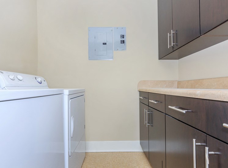 Photo of the laundry room in the studio apartment.