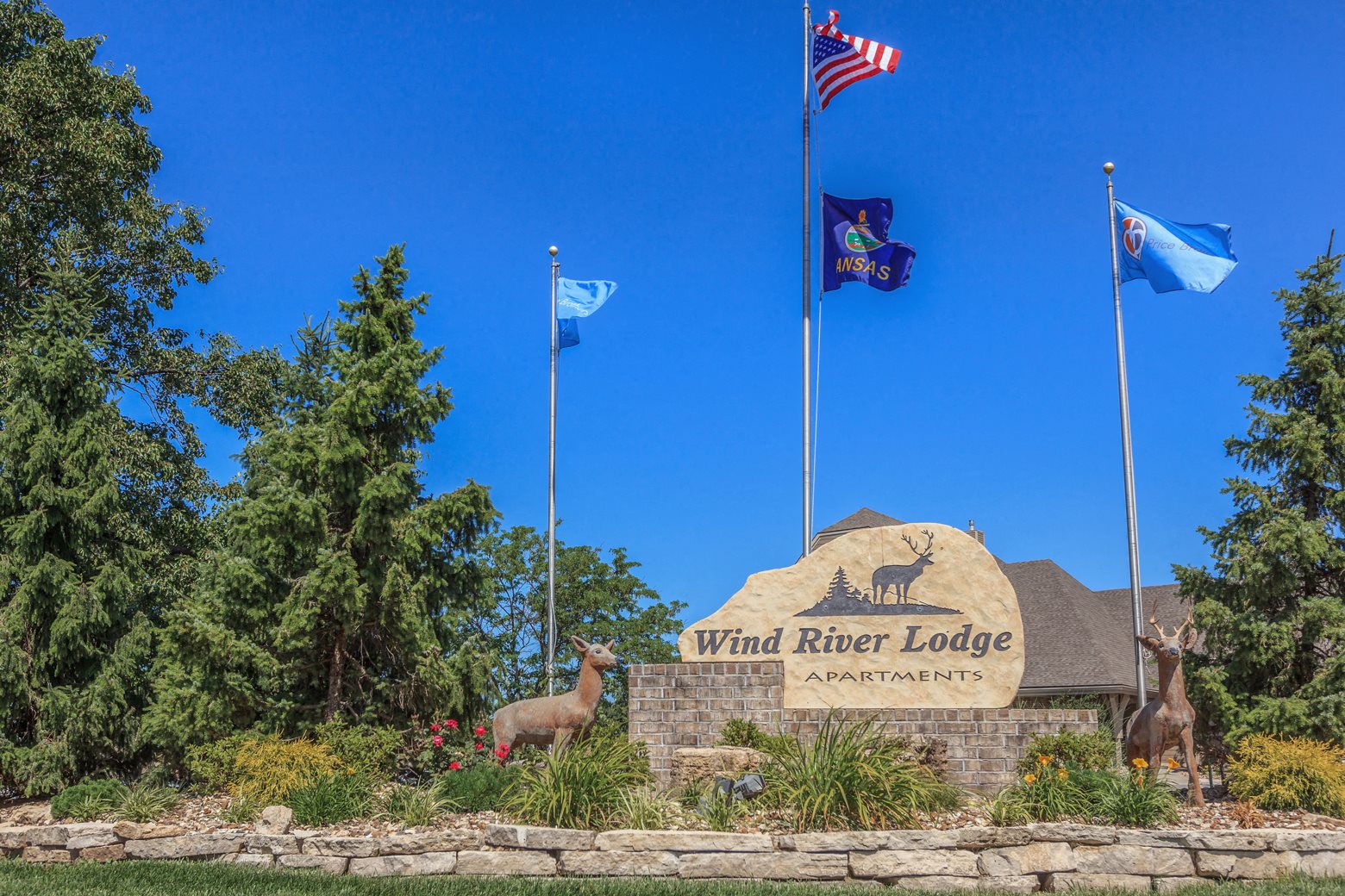 Lenexa Apartments & Townhomes Wind River Lodge