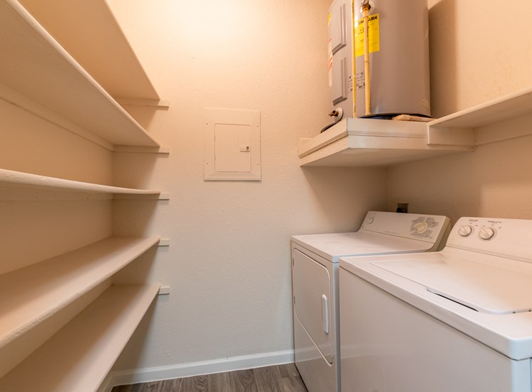 In Home Full Size Washer And Dryer at Crowne Chase Apartment Homes, Kansas, 66210