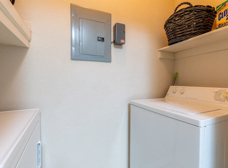 In Home Full Size Washer And Dryer at Crowne Chase Apartment Homes, Overland Park, 66210