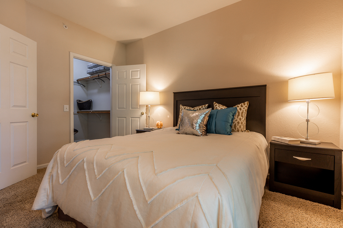 Comfortable Bedroom at Crowne Chase Apartment Homes, Kansas
