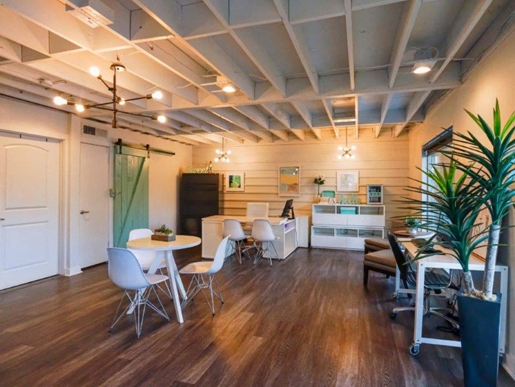 resident lounge in downtown austin apartment