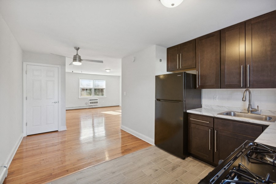 Gallery Photo 25