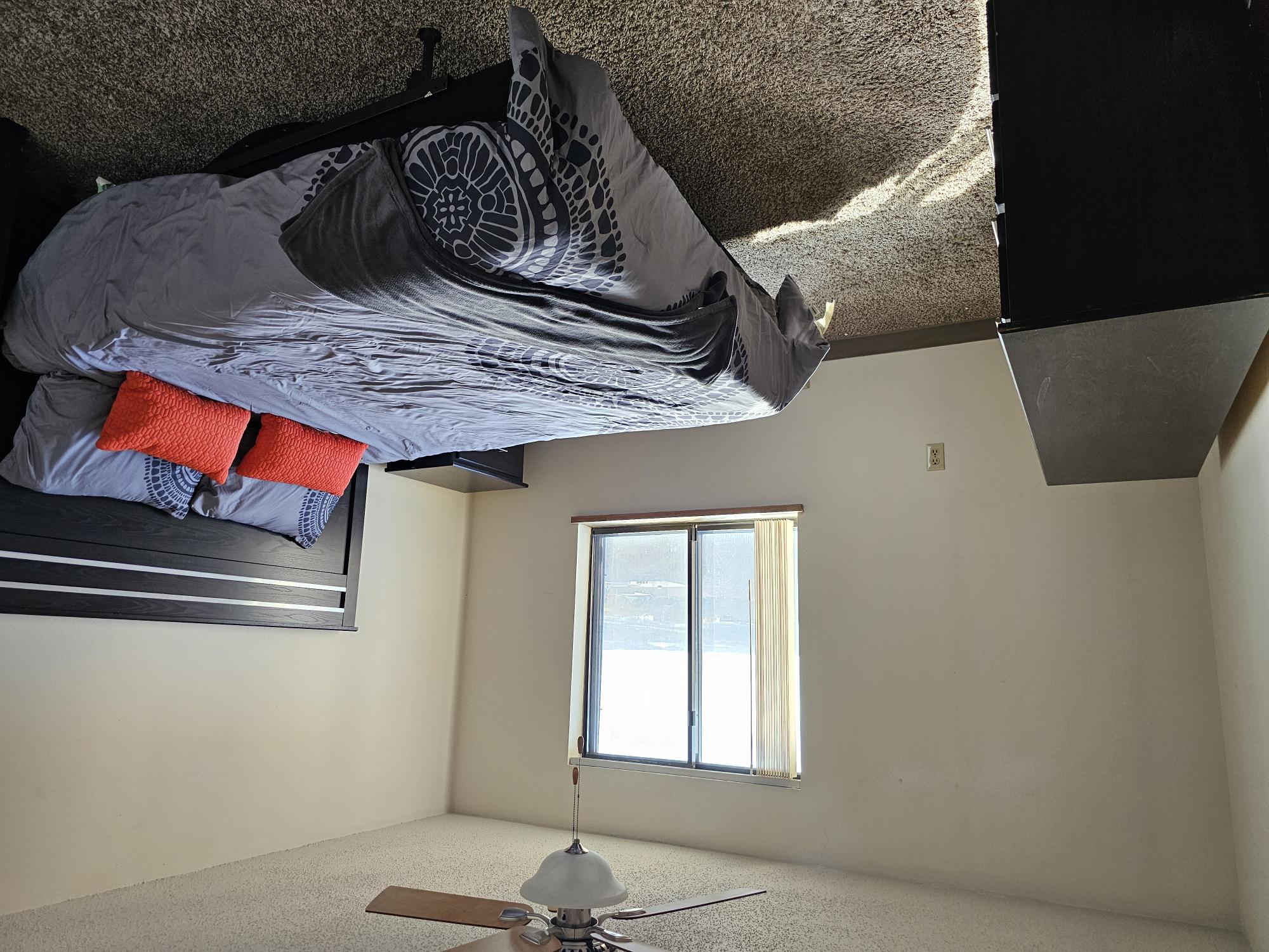 one bedroom apartment bedroom