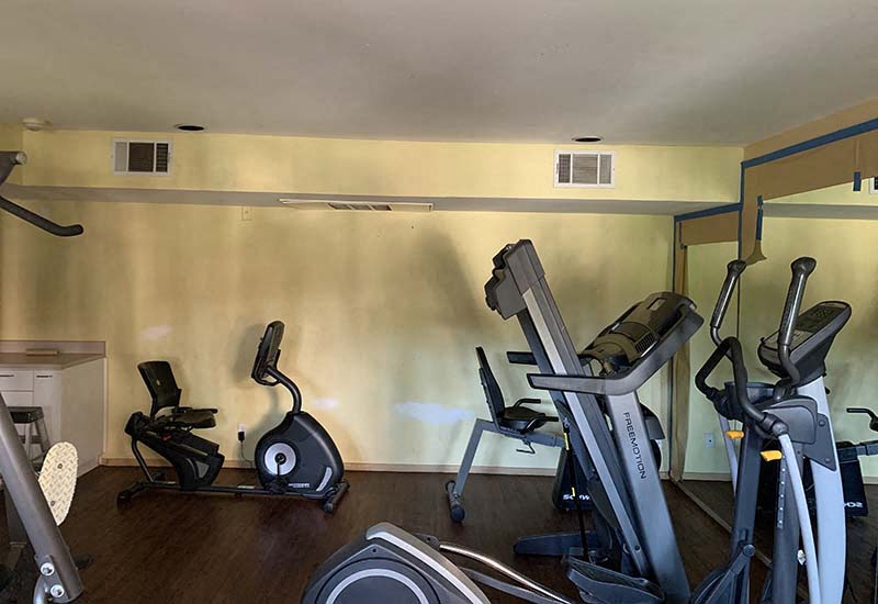 Fitness room with cardio equipment